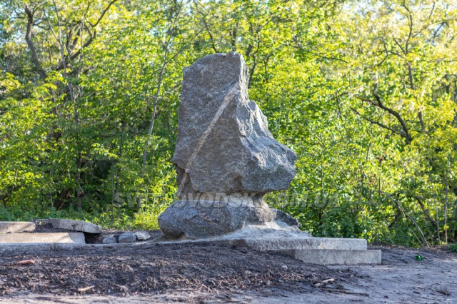 Одне руйнується, інше будується у Світловодську