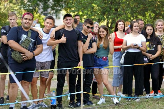 Цьогорічні випускники СЗШ №7 попрощалися зі школою