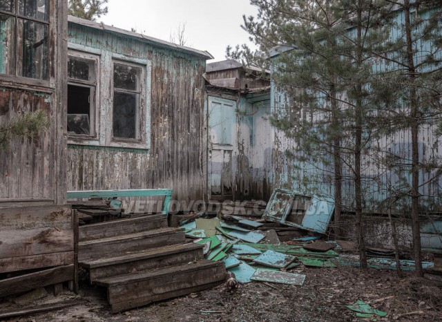 ФОТОФАКТ: Піонерський табір "Чайка" у Світловодську розбирають на металобрухт і дрова