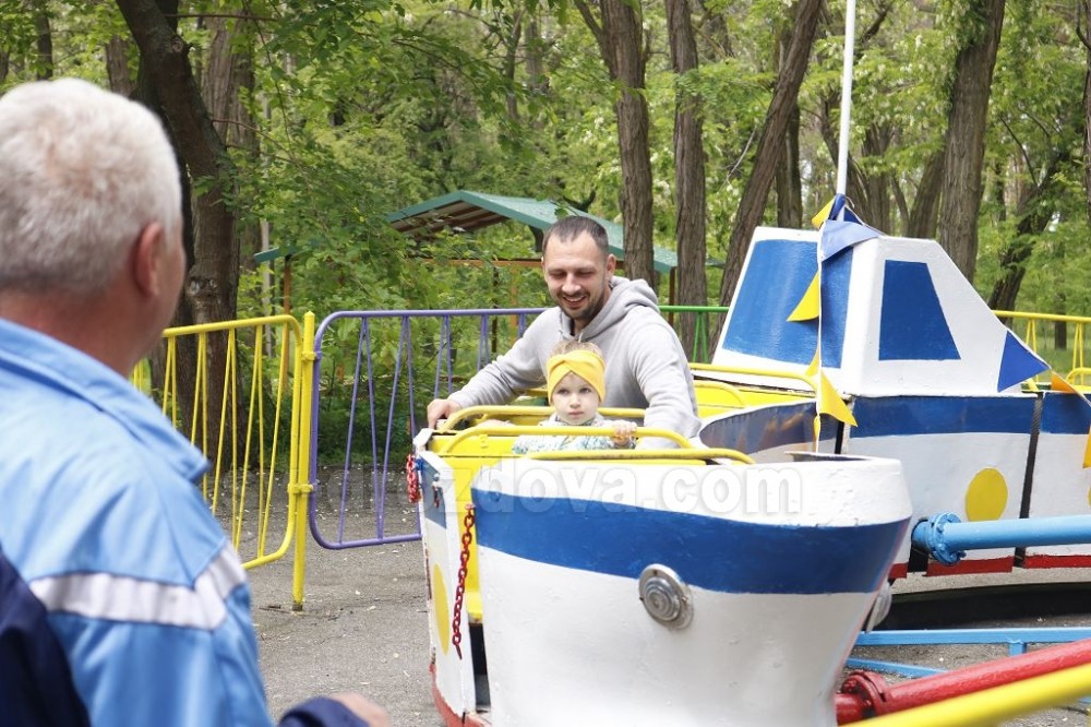 Парк культури у День міста: презентації, виставки, конкурси і «Оксамитові зустрічі»