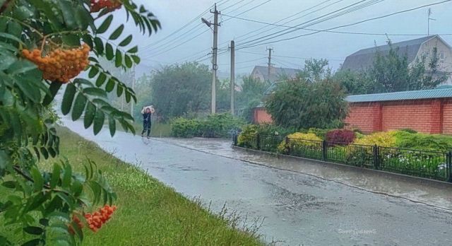 Дощ, гроза, сильний вітер, значний дощ — погода у Світловодську 17 серпня