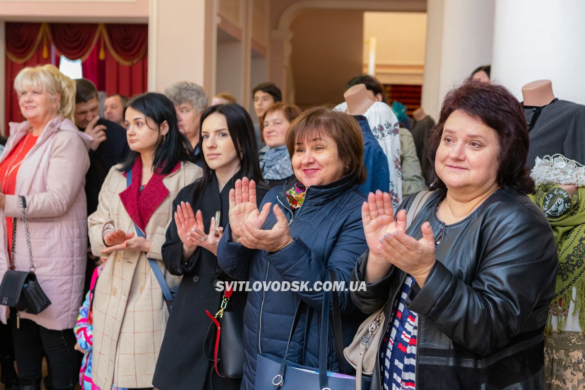 Мурал на честь Марка Кропивницького і прем’єра вистави «Бондарівна»