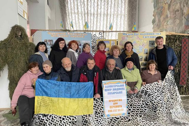 «Ми для вас надійний тил!» — нагадує захисникам України волонтерська група Людмили Любарської