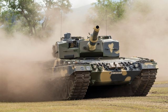 Leopard, Abrams та інші довгоочікувані помічники: хто і як зараз підтримує Україну