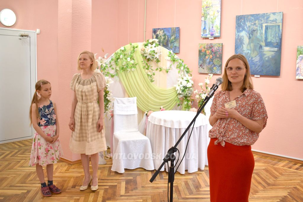 Виставка світловодчанки Марії Некрасової відкрилася у Кропивницькому