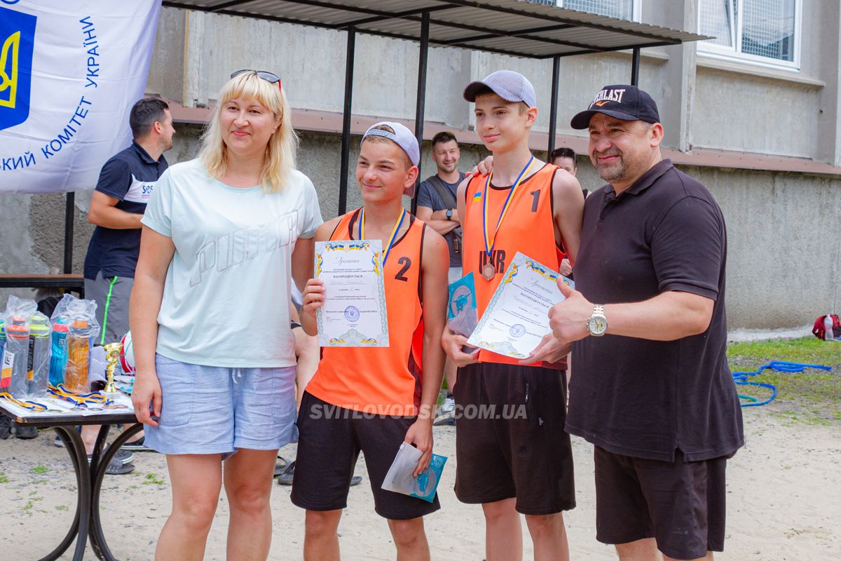 У Світловодську відбувся чемпіонат Кіровоградської області з волейболу пляжного