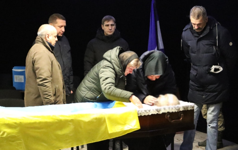 Провели в останню земну дорогу захисника України Сергія Мусаєва