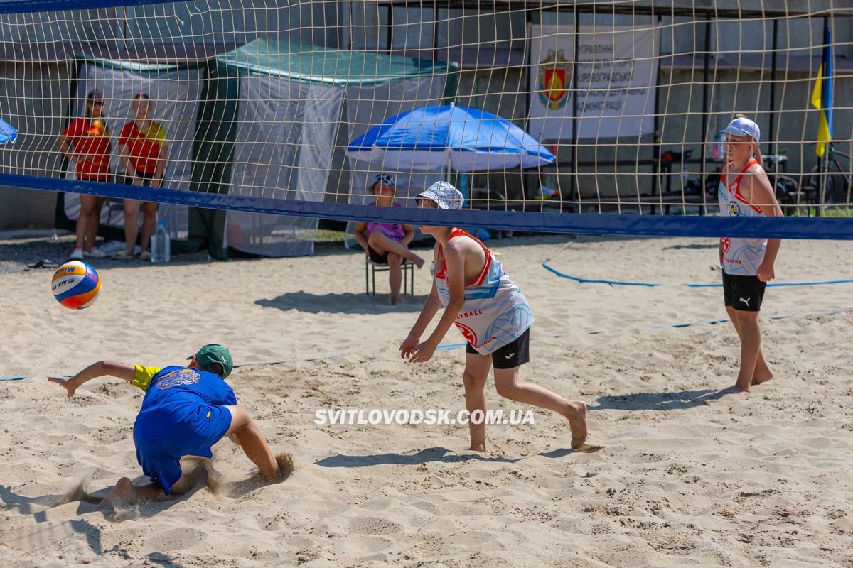 У Світловодську відбувся відкритий чемпіонат з волейболу пляжного