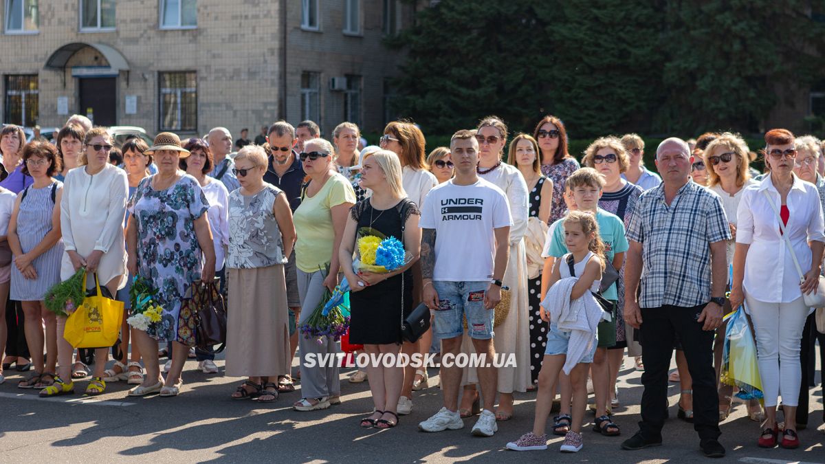 У День Незалежності у Світловодську відкрили Алею пам’яті героїв