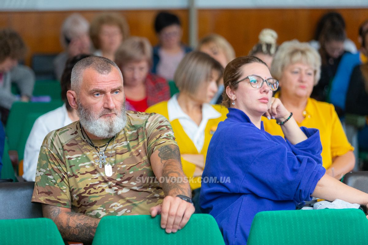 Депутати міської ради вчергове проігнорували вирішення важливих питань