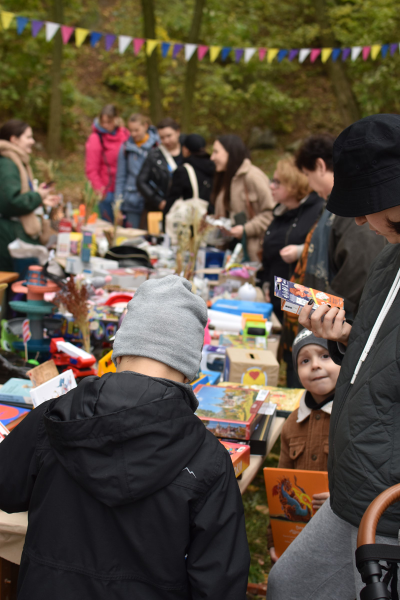 Благодійний фестиваль Garage Sale у Світловодську об’єднав громаду для допомоги військовим