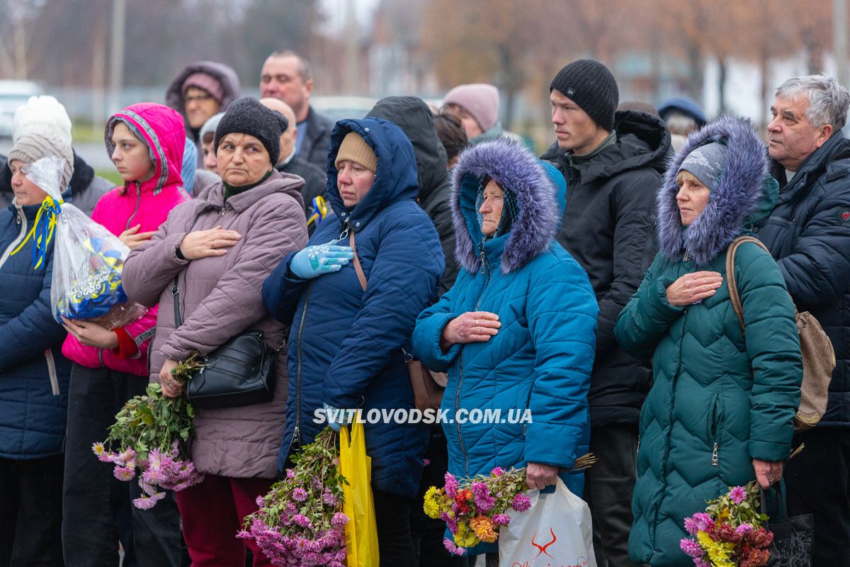 У Великій Андрусівці відкрили алею пам’яті героям