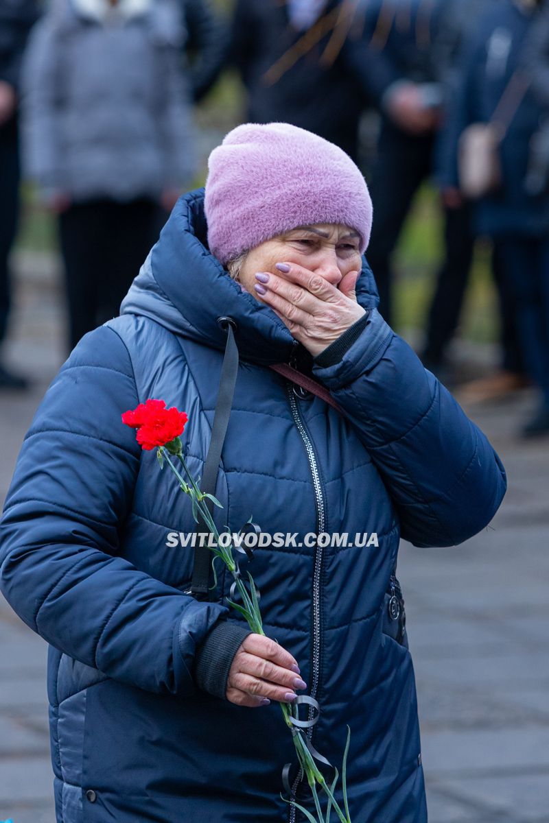 Власівська громада провела в останню земну дорогу Богдана Федорова