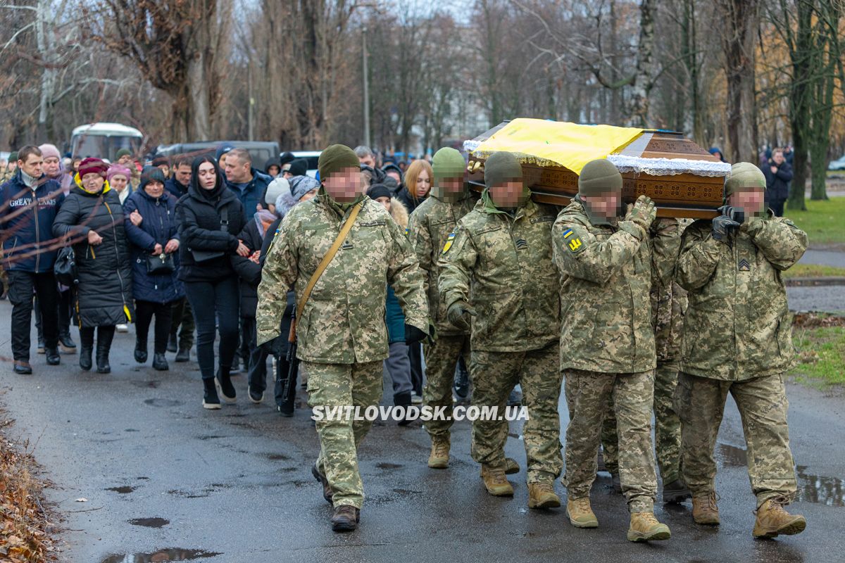 Власівська громада провела в останню земну дорогу Богдана Федорова