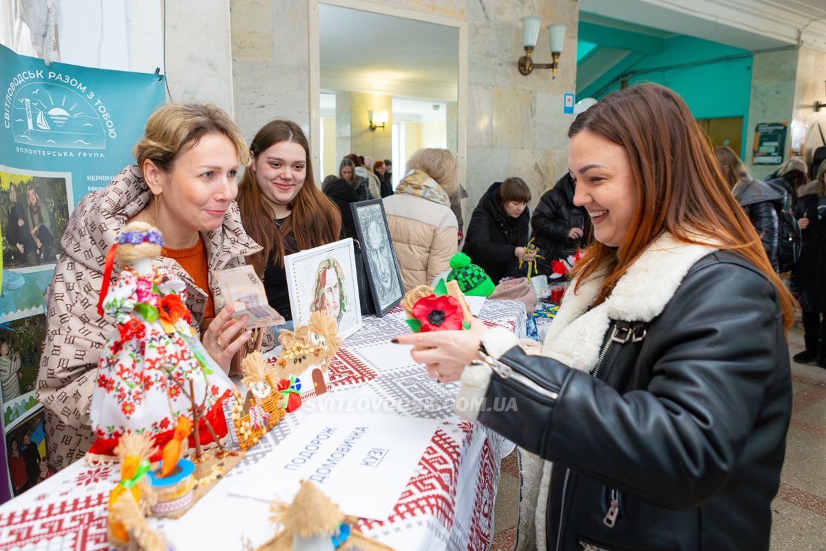 Пам’ять про Кузьму — у піснях і вчинках: у Світловодську відбувся благодійний концерт