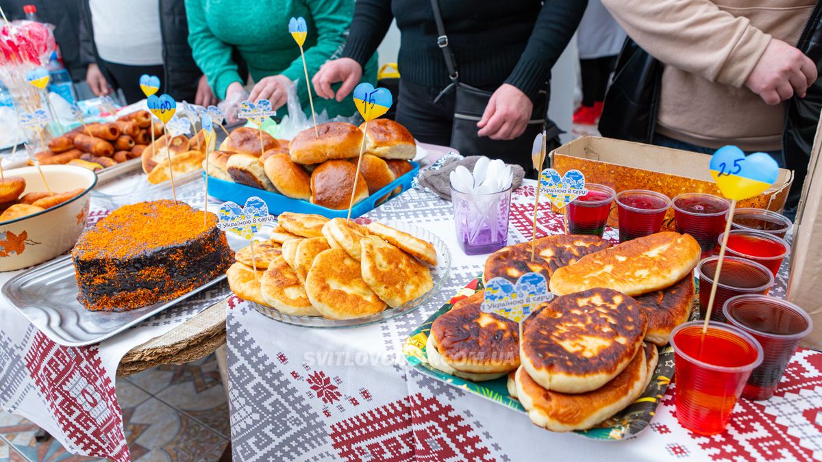 Пам’ять про Кузьму — у піснях і вчинках: у Світловодську відбувся благодійний концерт