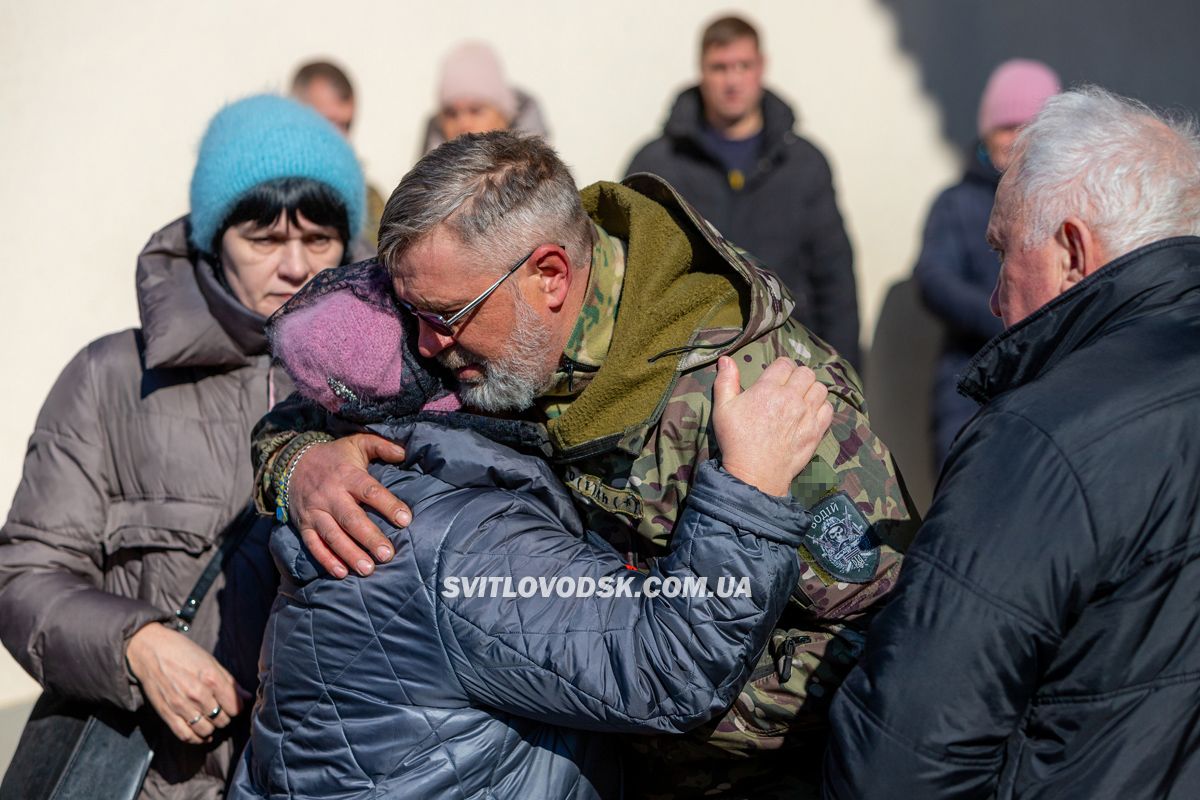 У Власівці попрощалися із захисником України Дмитром Скрипкою