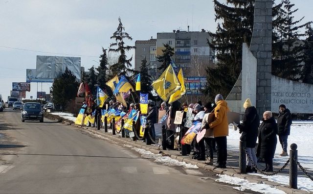 У Світловодську відбулася акція на підтримку військовополонених та безвісти зниклих