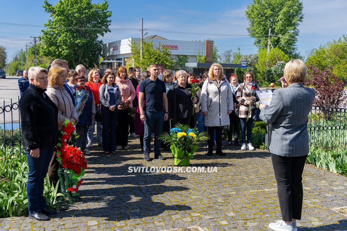 У Власівці вшанували полеглих у Другій світовій війні У Власівці вшанували полеглих у Другій світовій війні