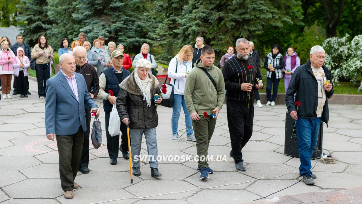 День пам'яті та перемоги над нацизмом у Другій Світовій війні День пам'яті та перемоги над нацизмом у Другій Світовій війні