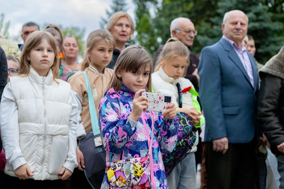 День пам'яті та перемоги над нацизмом у Другій Світовій війні День пам'яті та перемоги над нацизмом у Другій Світовій війні