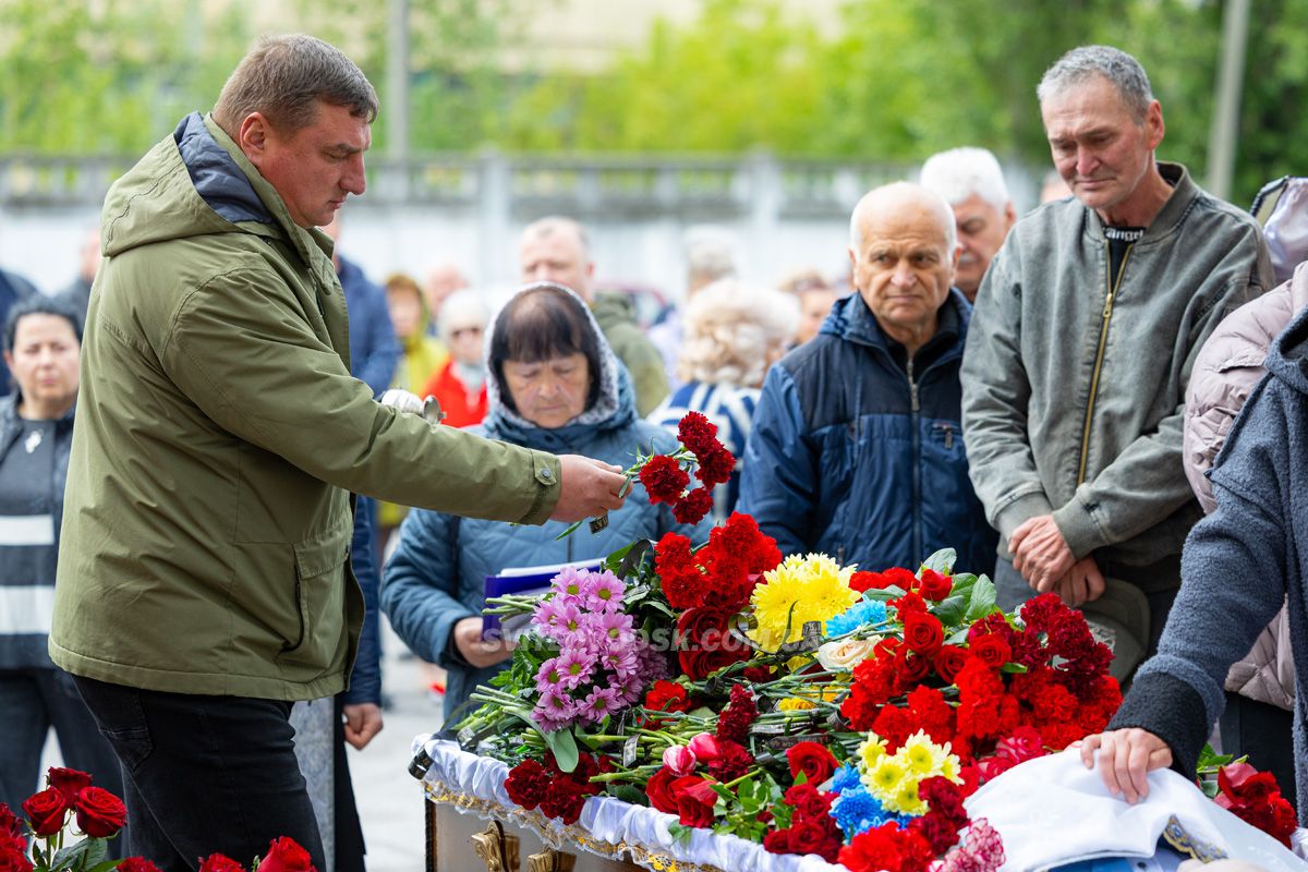 Світловодськ попрощався з Валентином Козярчуком Світловодськ попрощався з Валентином Козярчуком