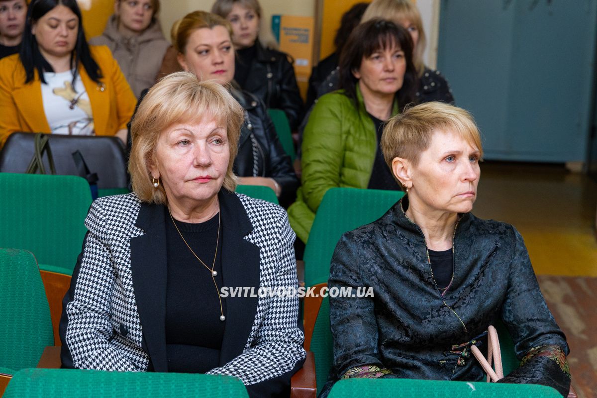Світловодськ виходить із кризи: після зміни влади — до конструктивної роботи Світловодськ виходить із кризи: після зміни влади — до конструктивної роботи