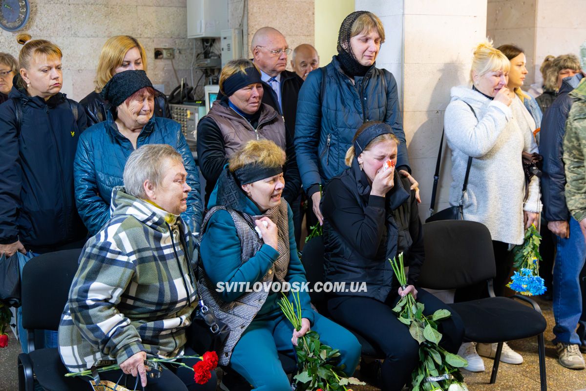 Назавжди 31: Світловодськ попрощався з полеглим захисником України Андрієм Ткаченком Назавжди 31: Світловодськ попрощався з полеглим захисником України Андрієм Ткаченком