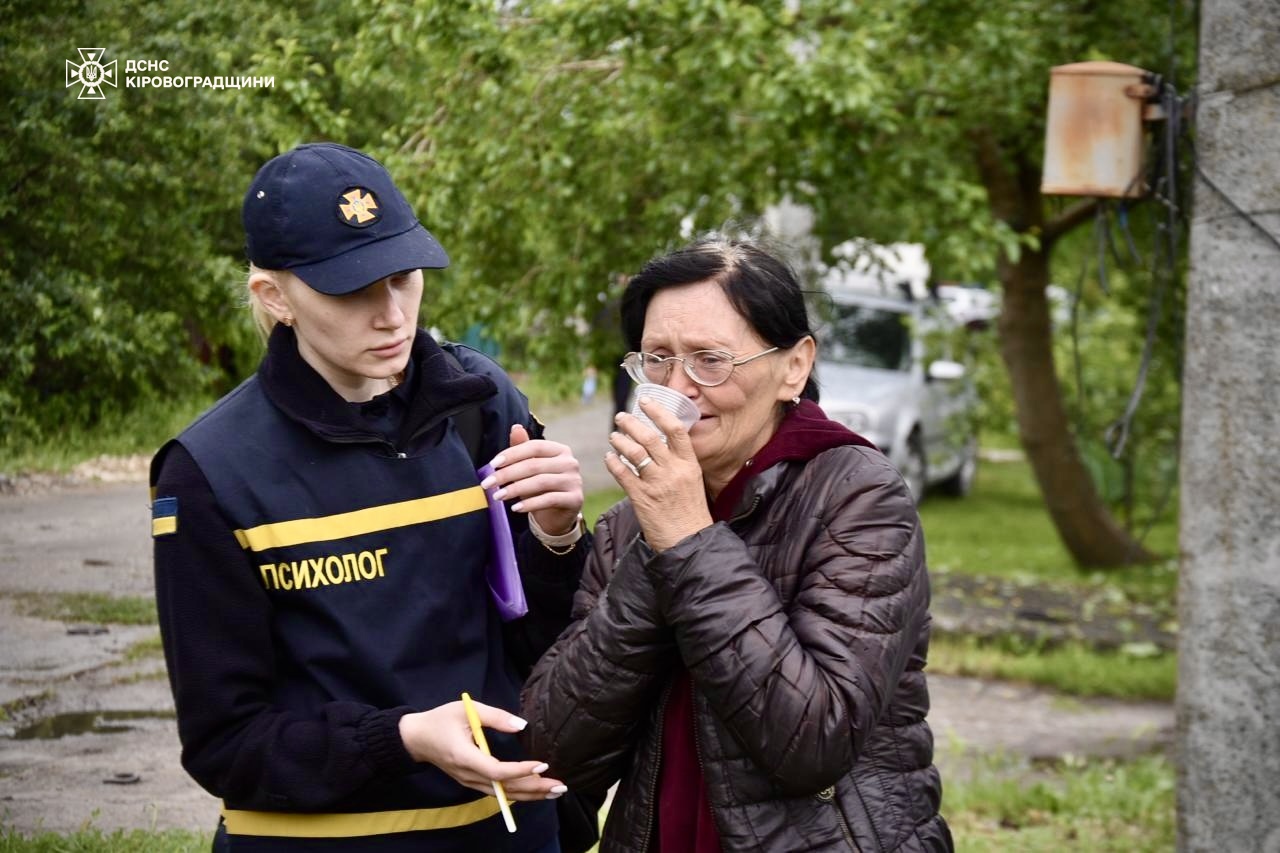 Ворог атакував одне з промислових підприємств Світловодська (ДОПОВНЕНО) Ворог атакував одне з промислових підприємств Світловодська (ДОПОВНЕНО)