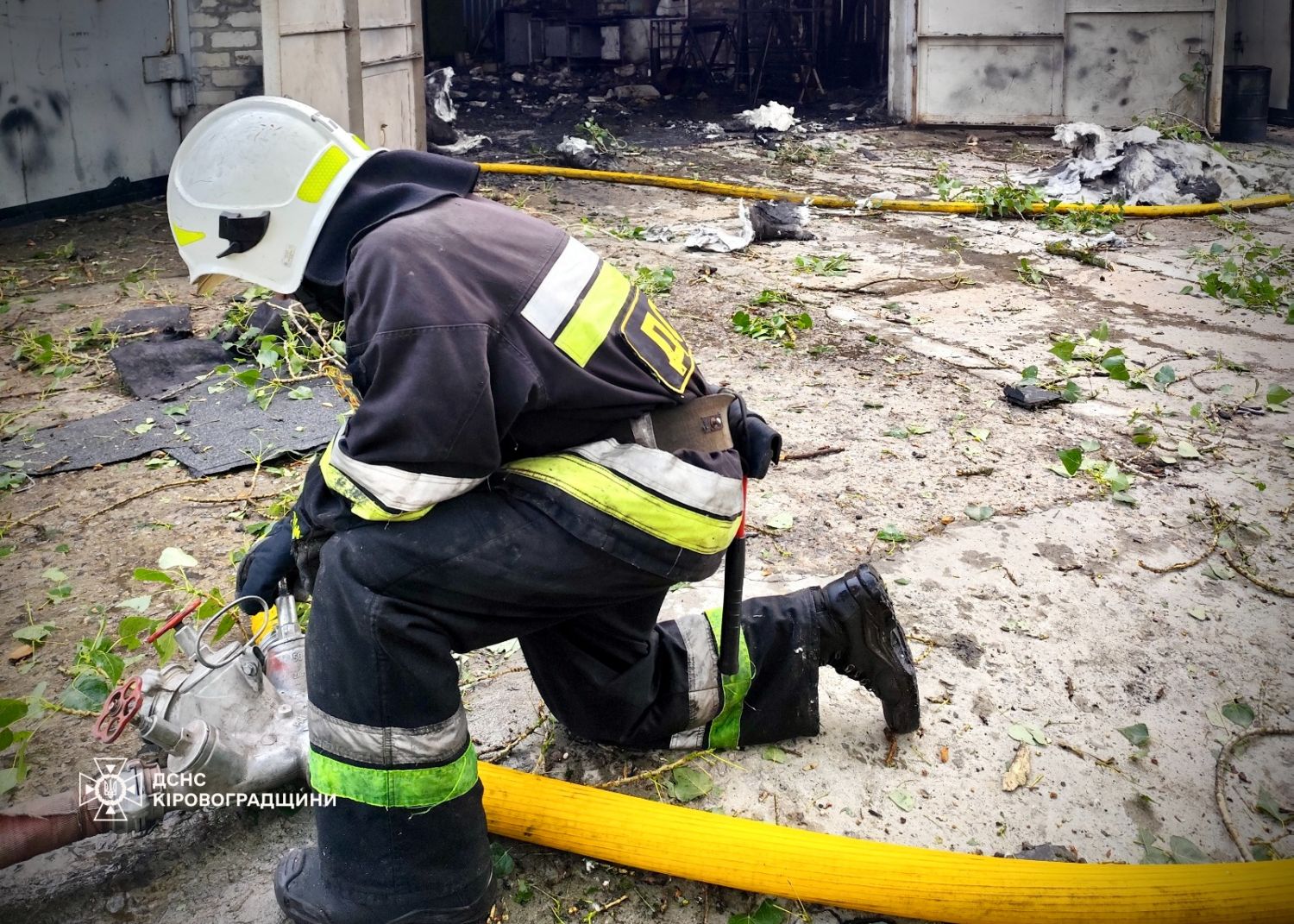 Ворог атакував одне з промислових підприємств Світловодська (ДОПОВНЕНО) Ворог атакував одне з промислових підприємств Світловодська (ДОПОВНЕНО)