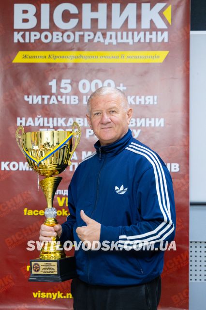 Команда «Металург» здобула ІІ місце серед ветеранів 65+