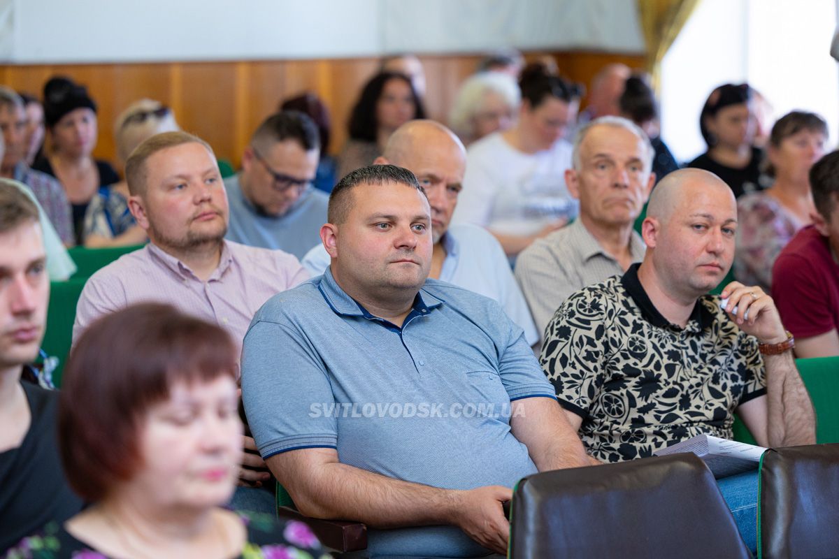 Сесія з фокусом на потреби громади: рішення замість конфліктів Сесія з фокусом на потреби громади: рішення замість конфліктів