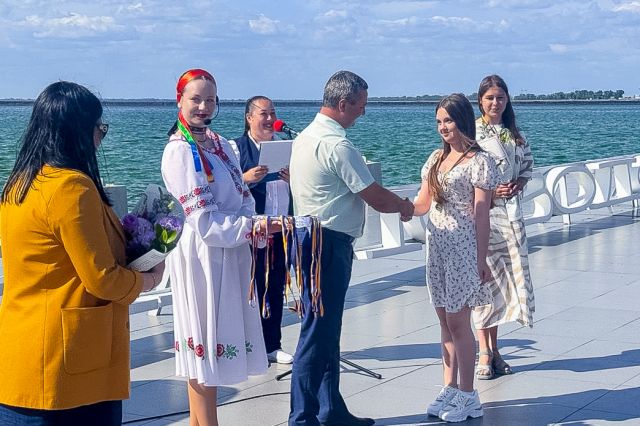 У Світловодську вручили медалі найкращим випускникам