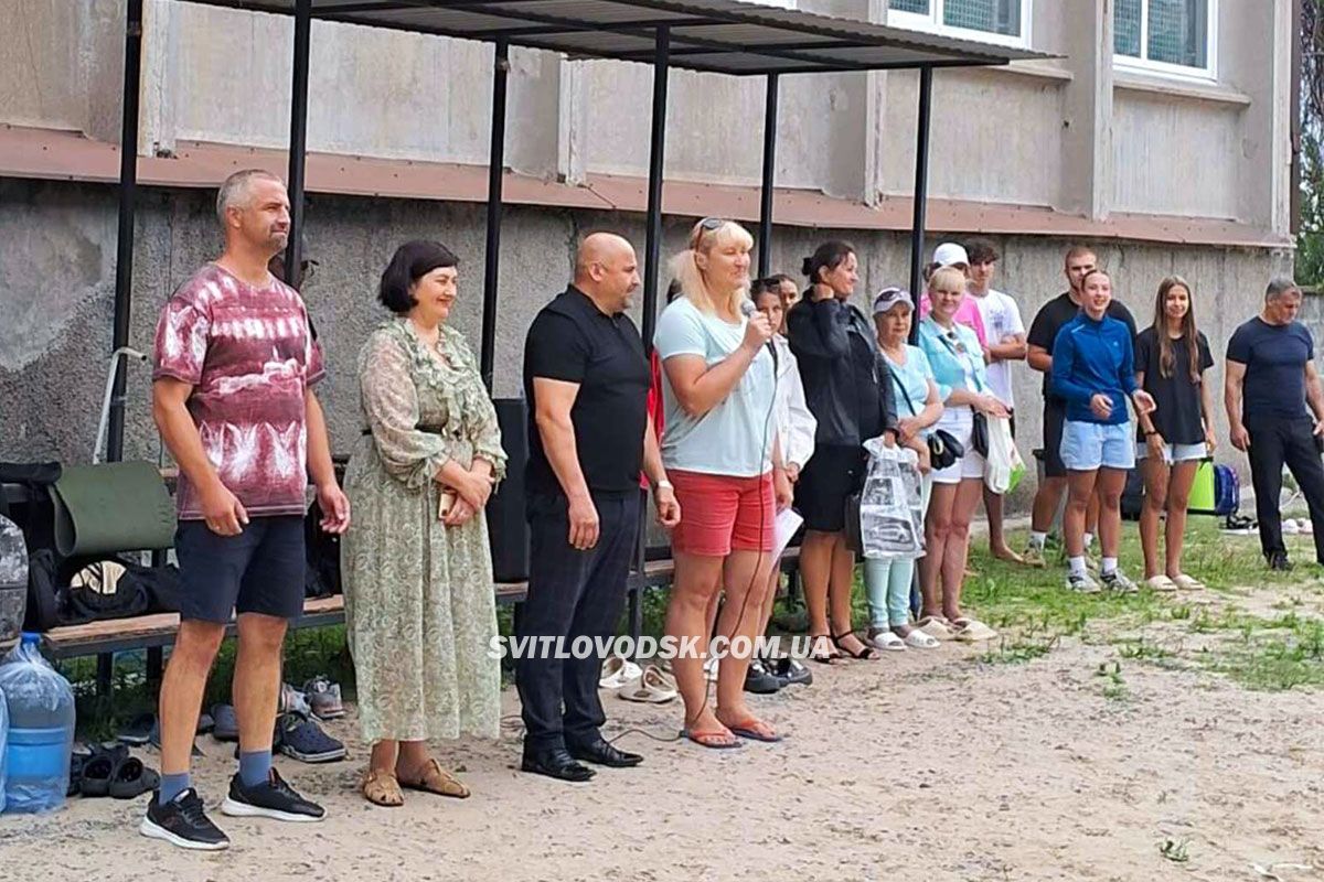 Юні волейболісти Кіровоградщини змагалися у Світловодську Юні волейболісти Кіровоградщини змагалися у Світловодську
