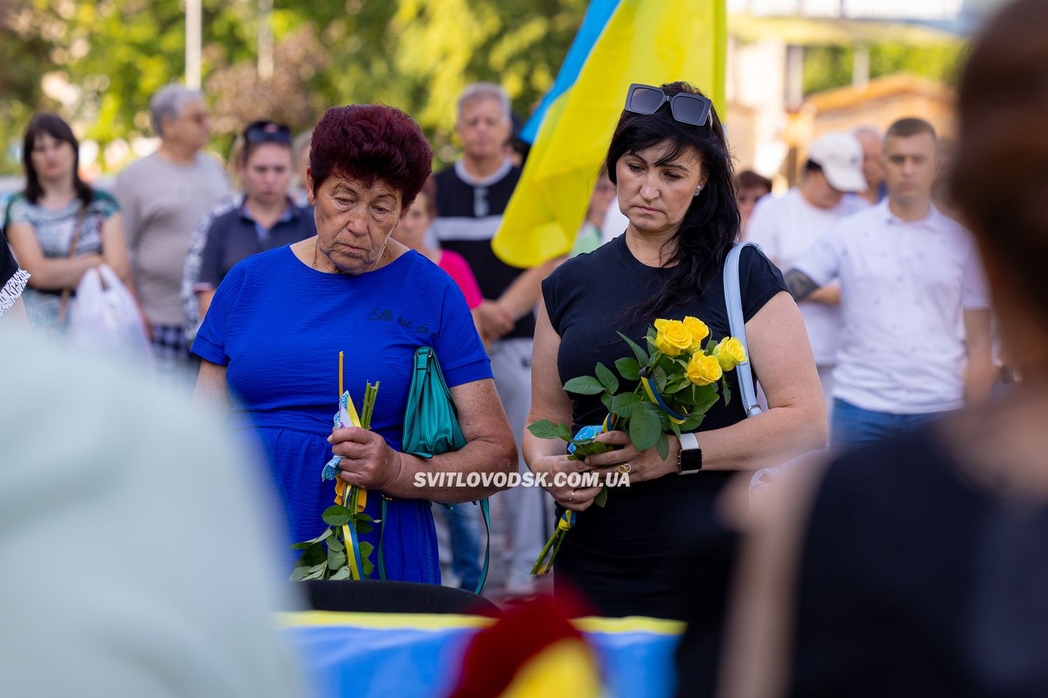 У Світловодську провели в останню земну дорогу захисника України Дениса Голіка У Світловодську провели в останню земну дорогу захисника України Дениса Голіка