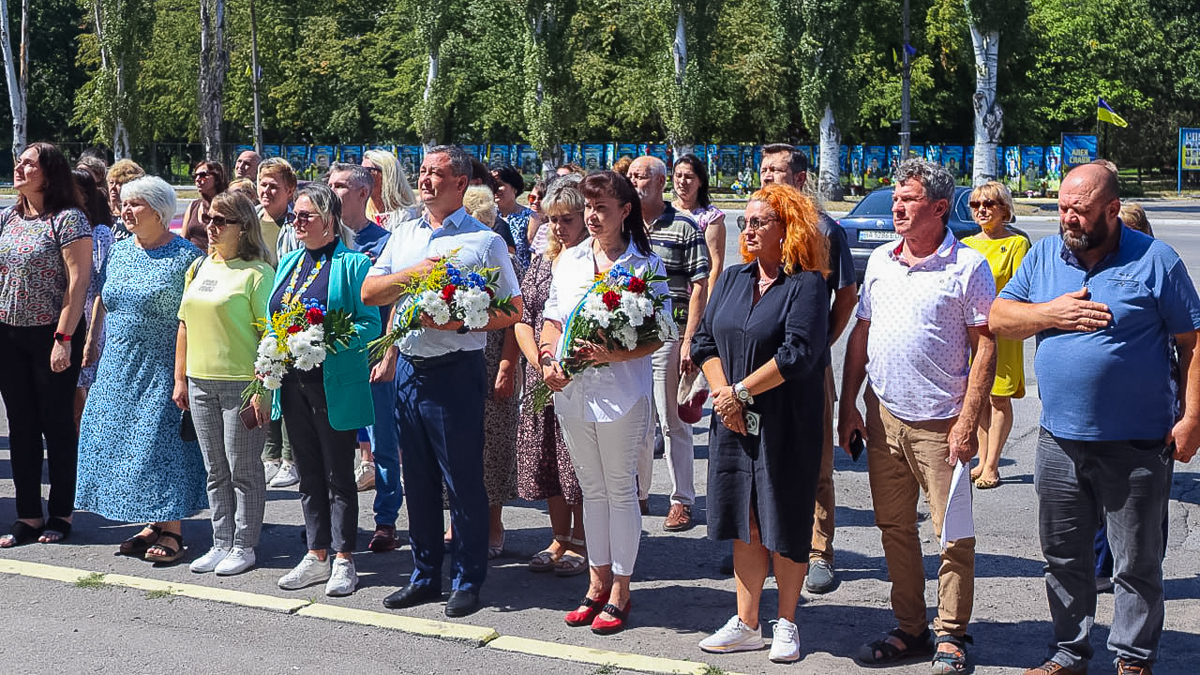 У Світловодську вшанували Державний Прапор України У Світловодську вшанували Державний Прапор України