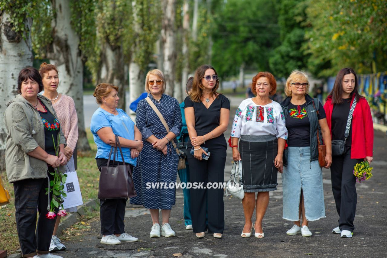 У День Незалежності Алея слави у Світловодську доповнилася портретами героїв У День Незалежності Алея слави у Світловодську доповнилася портретами героїв
