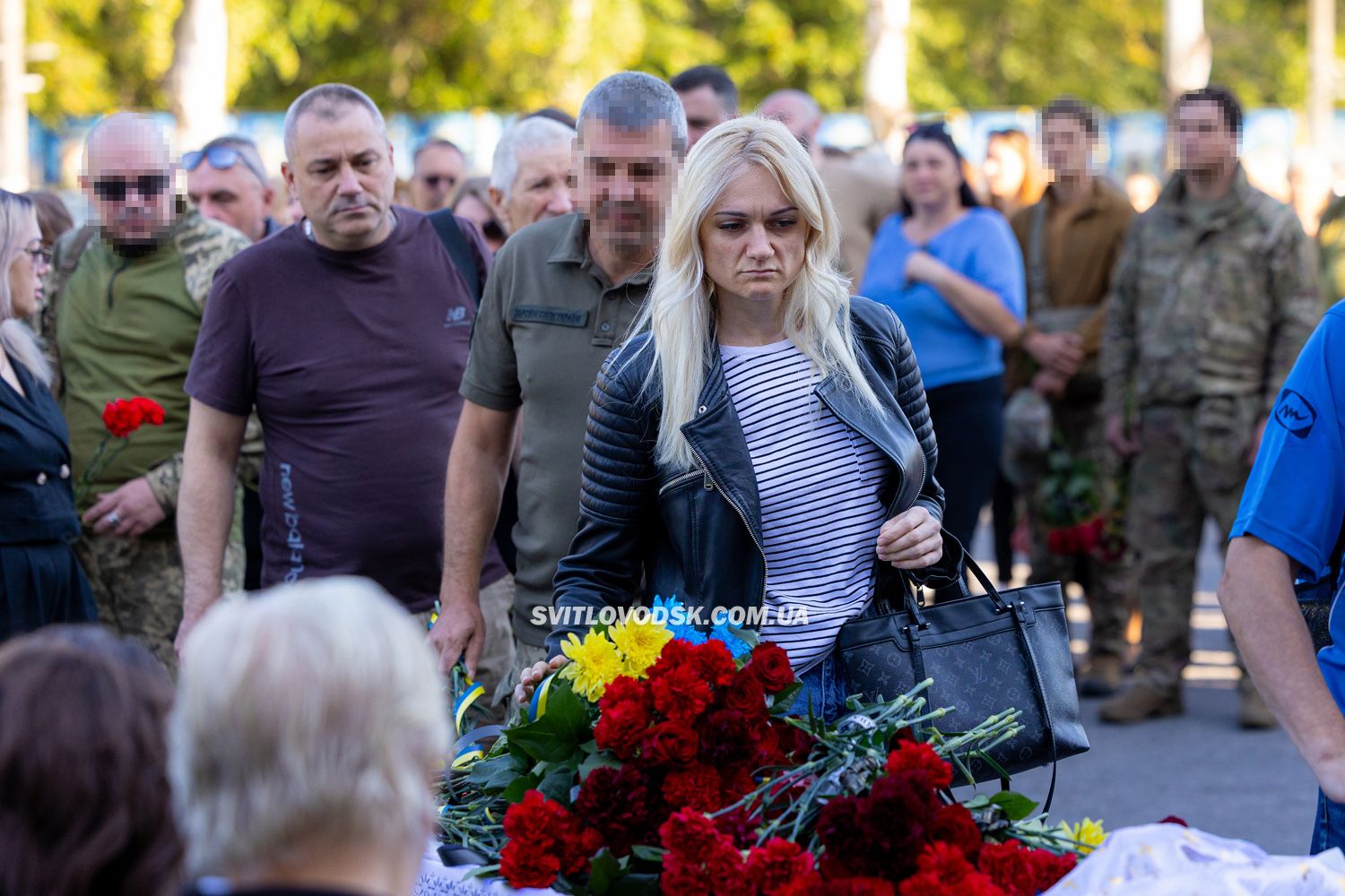 Світловодськ провів в останню путь захисника України Семена Котова Світловодськ провів в останню путь захисника України Семена Котова