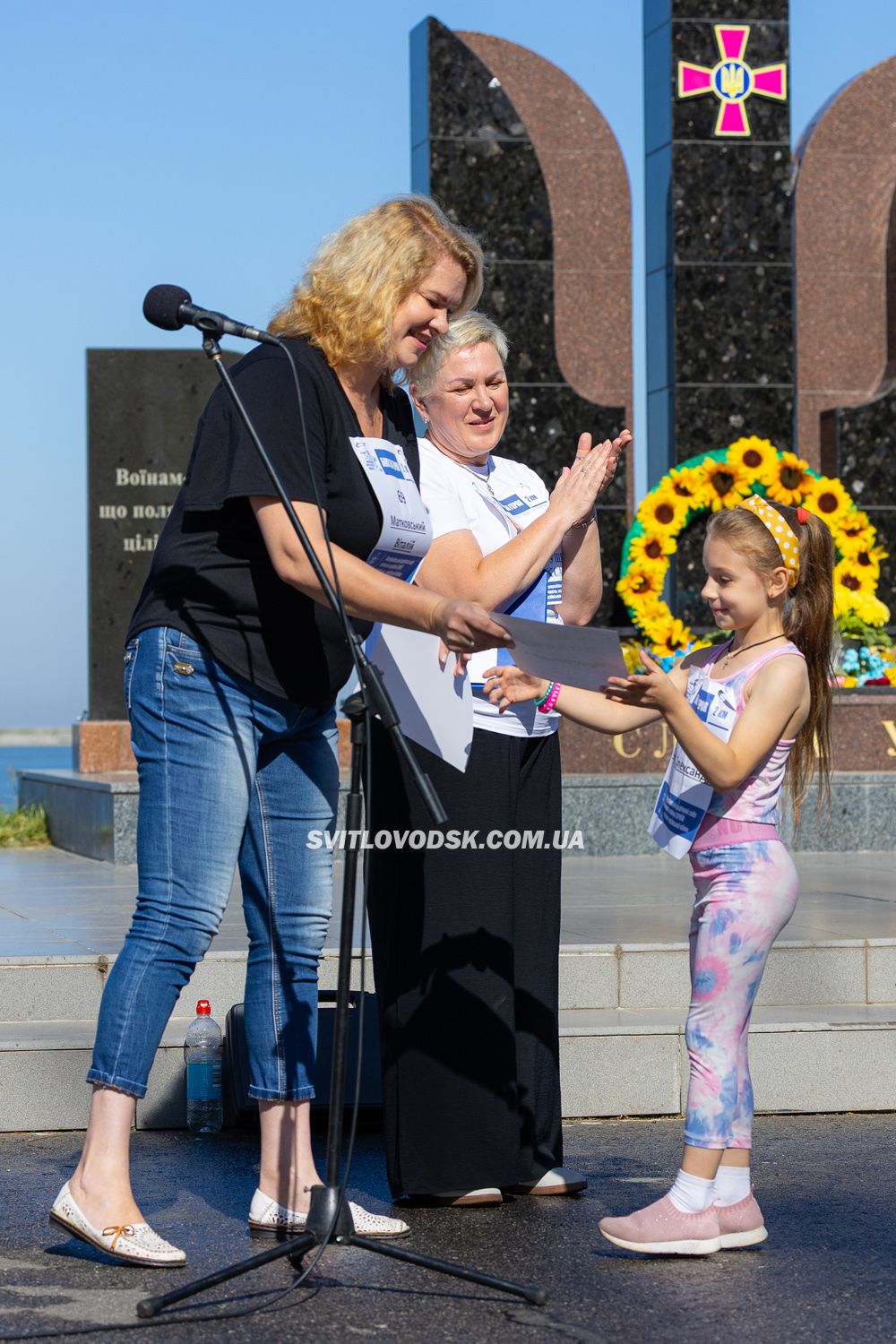 Понад 300 світловодців долучилися до забігу пам'яті загиблих героїв Понад 300 світловодців долучилися до забігу пам'яті загиблих героїв