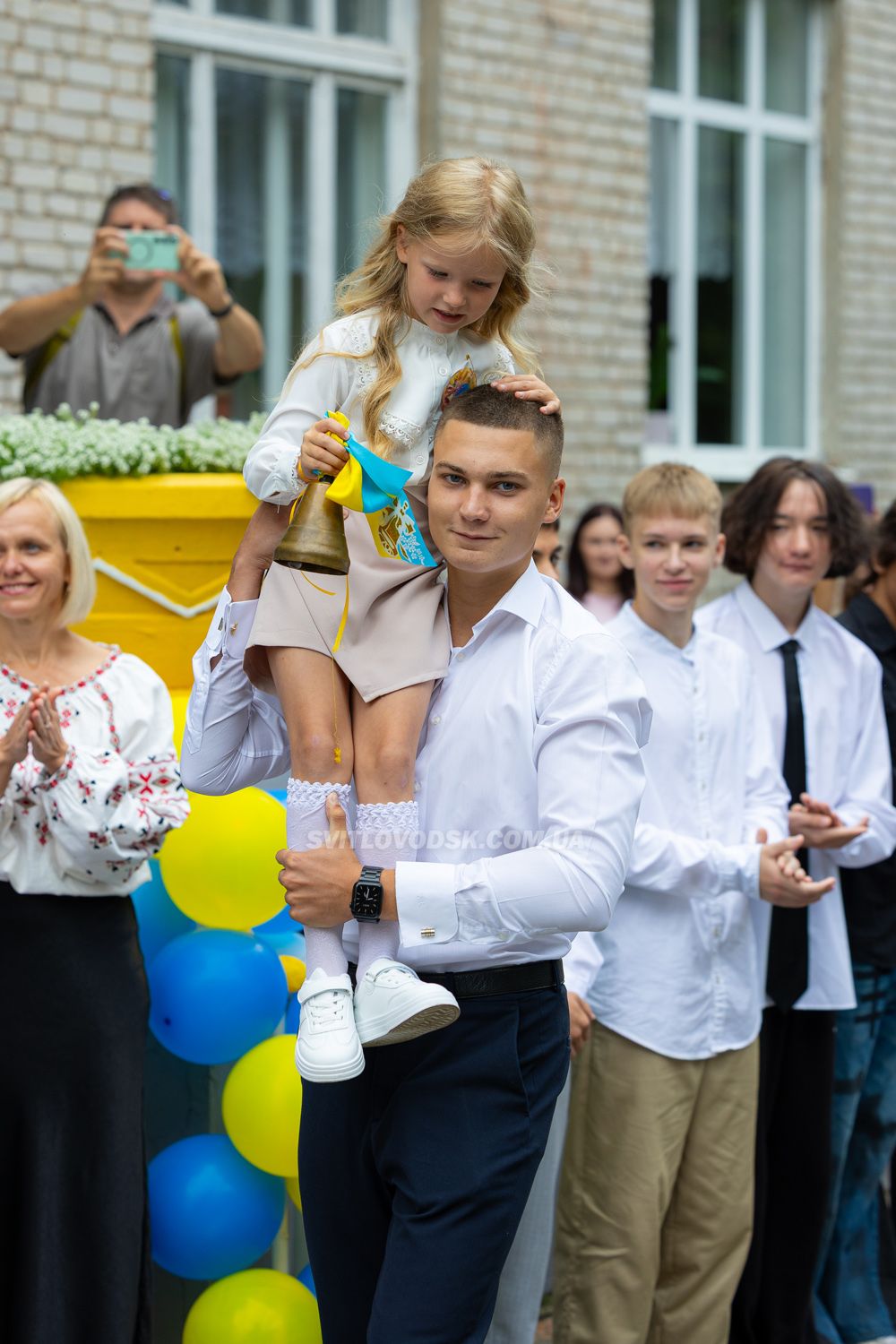 У ліцеї «Інтелект» пролунав перший дзвоник У ліцеї «Інтелект» пролунав перший дзвоник