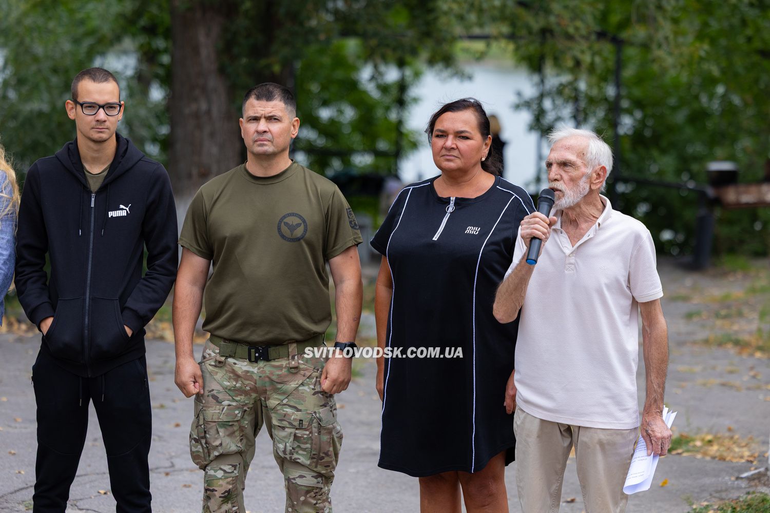 Каяки на Дніпрі: у Світловодську відкрили відділення веслування Каяки на Дніпрі: у Світловодську відкрили відділення веслування
