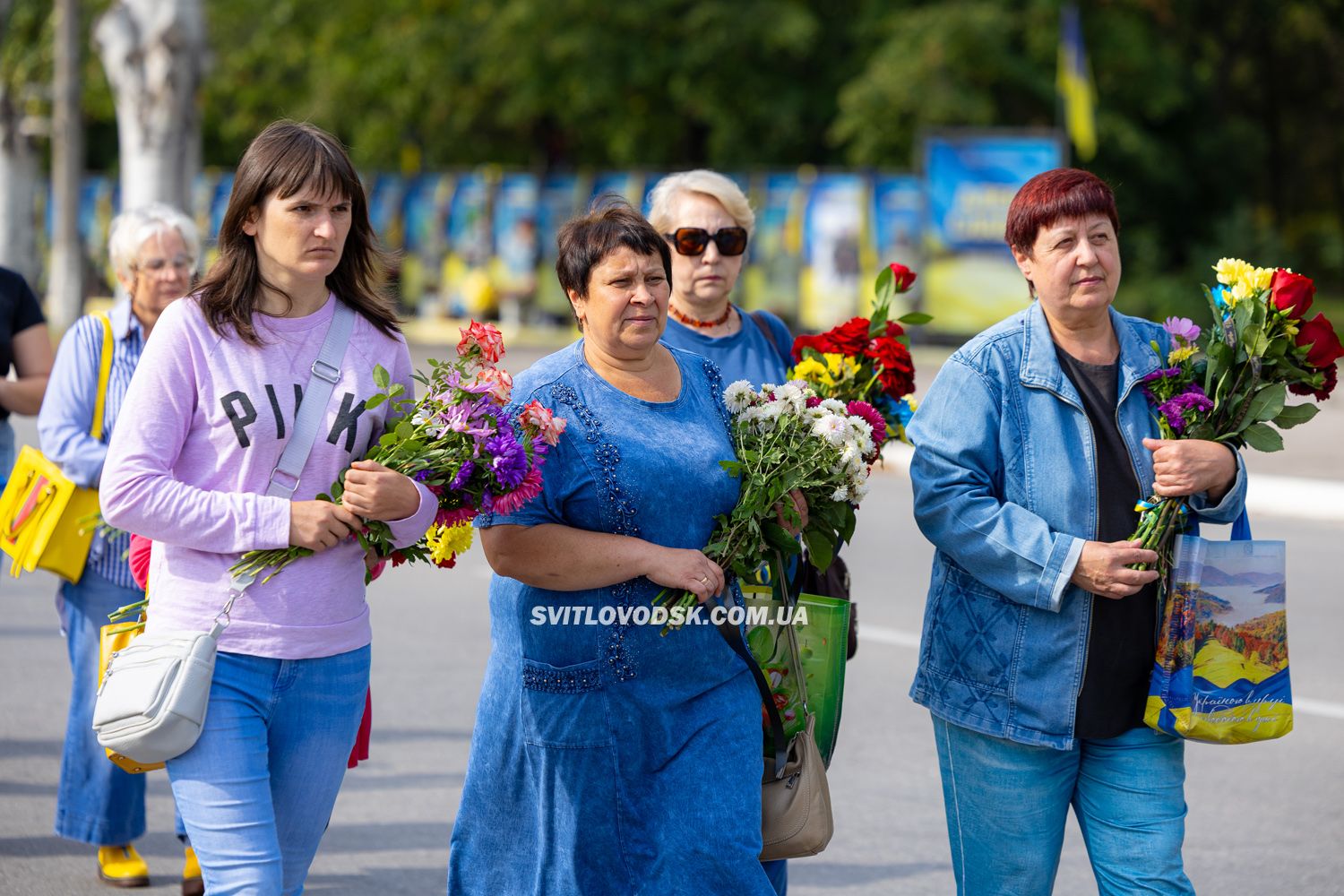 Світловодськ віддав останню шану полеглому захиснику України Андрію Макею Світловодськ віддав останню шану полеглому захиснику України Андрію Макею