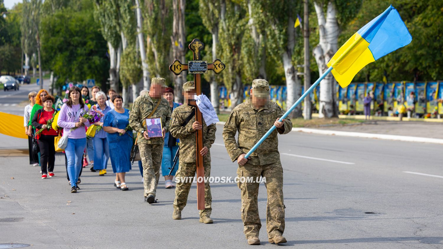 Світловодськ віддав останню шану полеглому захиснику України Андрію Макею Світловодськ віддав останню шану полеглому захиснику України Андрію Макею