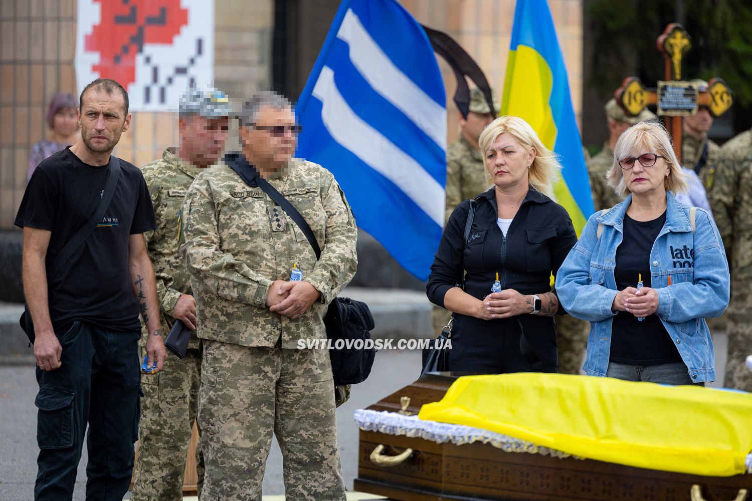 Світловодськ віддав останню шану полеглому захиснику України Андрію Макею Світловодськ віддав останню шану полеглому захиснику України Андрію Макею