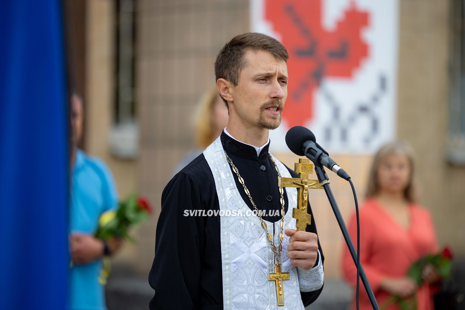 Світловодськ віддав останню шану полеглому захиснику України Андрію Макею Світловодськ віддав останню шану полеглому захиснику України Андрію Макею