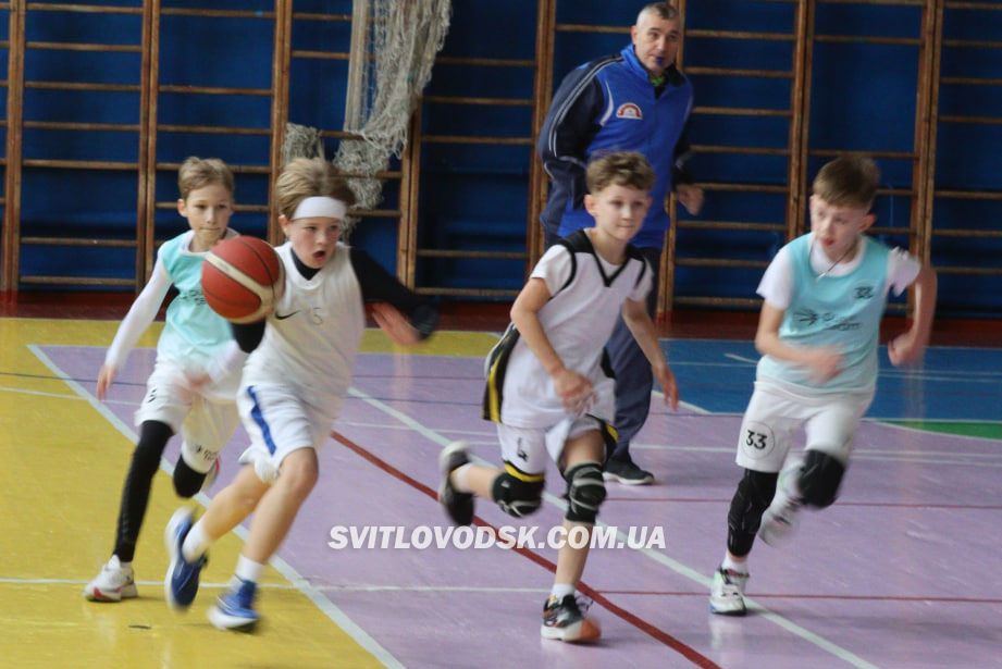 Баскетбольний турнір до Дня військового капелана відбувся у Світловодську Баскетбольний турнір до Дня військового капелана відбувся у Світловодську
