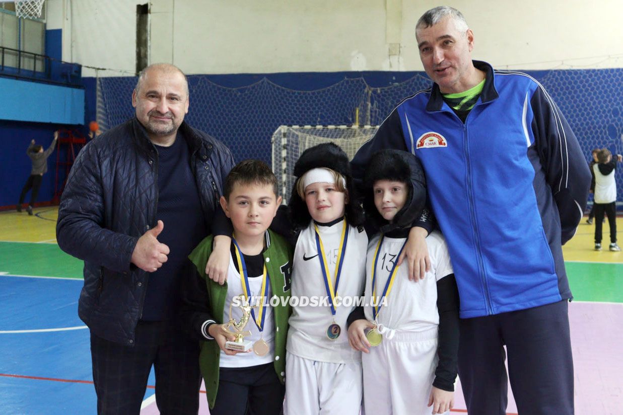 Баскетбольний турнір до Дня військового капелана відбувся у Світловодську Баскетбольний турнір до Дня військового капелана відбувся у Світловодську