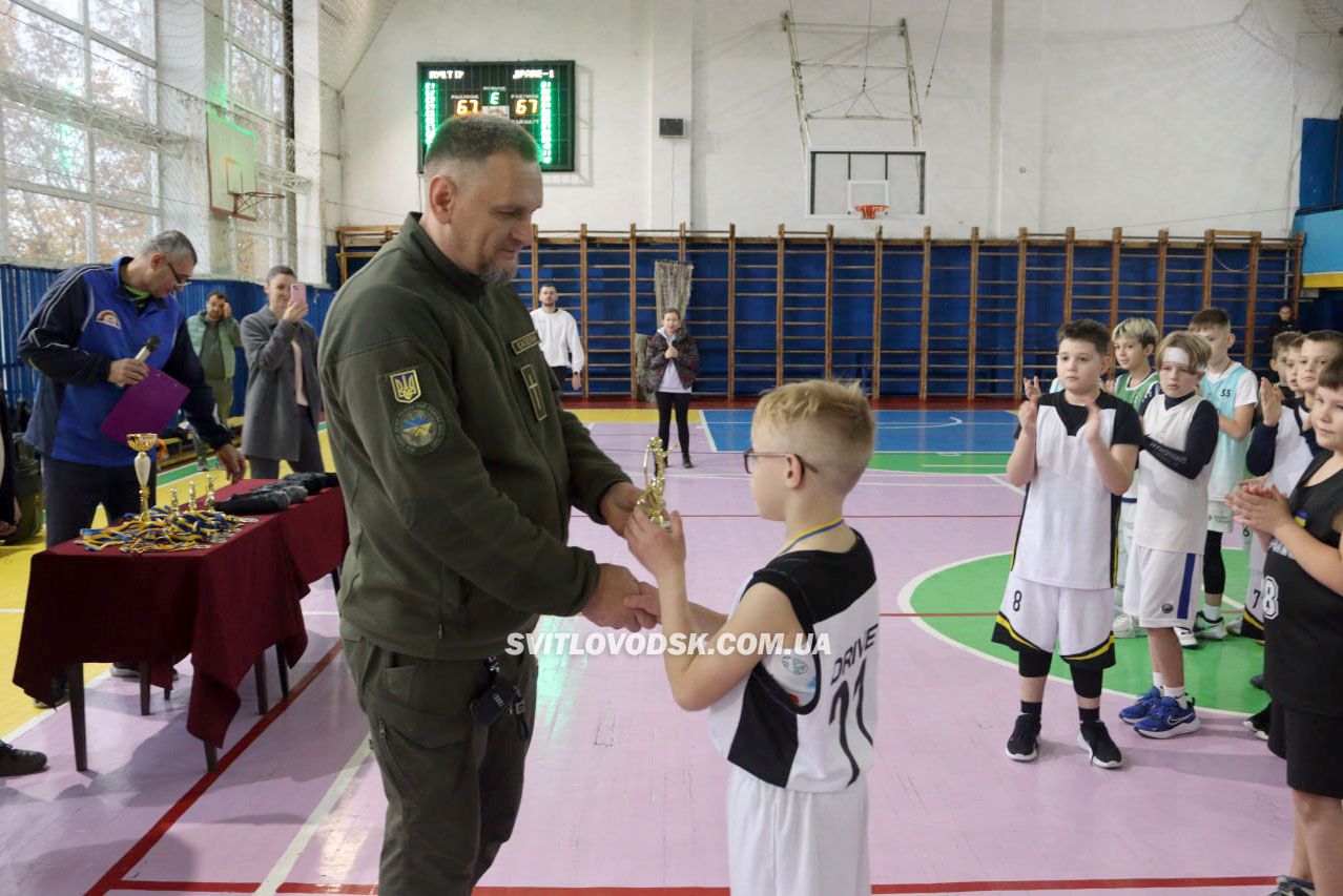 Баскетбольний турнір до Дня військового капелана відбувся у Світловодську Баскетбольний турнір до Дня військового капелана відбувся у Світловодську
