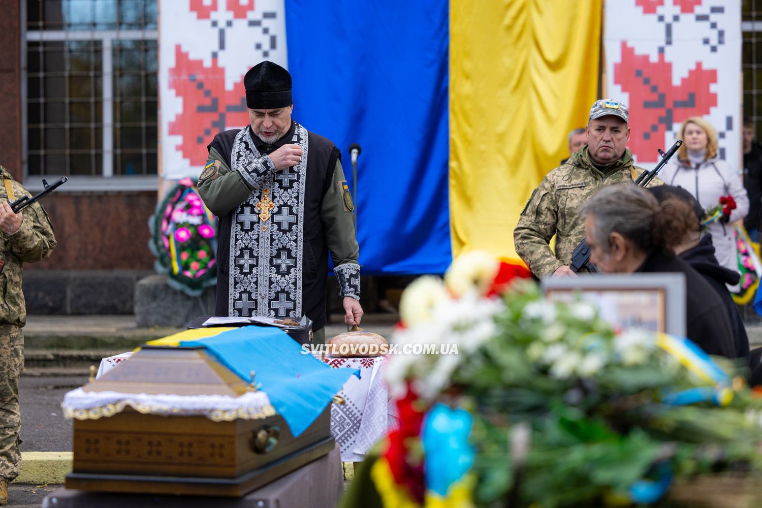 У Світловодську провели в останню путь полеглого воїна Станіслава Гарбу У Світловодську провели в останню путь полеглого воїна Станіслава Гарбу