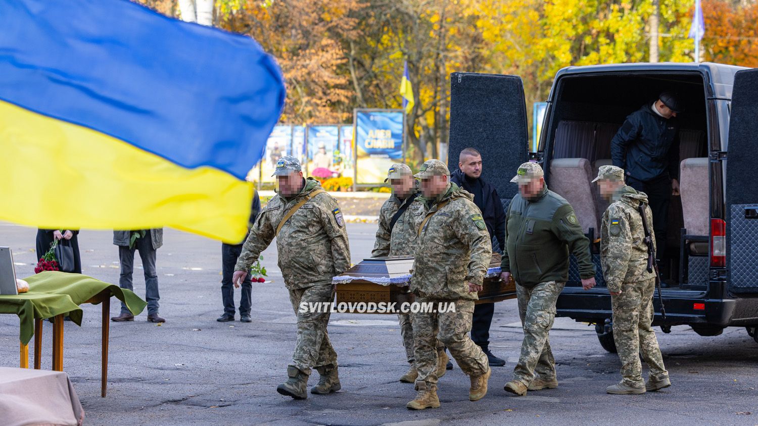 У Світловодську провели в останню путь полеглого воїна Станіслава Гарбу У Світловодську провели в останню путь полеглого воїна Станіслава Гарбу